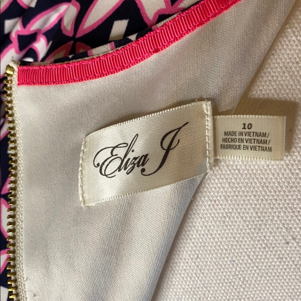 Eliza J Shift Patterned Dress - Picture 6 of 7